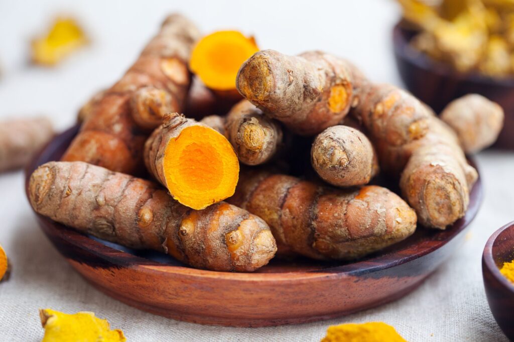Củ Nghệ và Công Dụng Chống Viêm