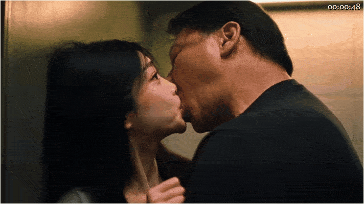 AI真人短剧高三爱情故EP26集月月篇2 IF篇小雅工友 动漫视频 PC端 预览图