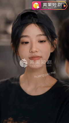 AI短剧《陪玩假女友》EP1-10，女神女友剧情 动漫视频 PC端 预览图