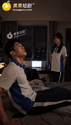 AI 真人短剧——《绝色女友给我的绿帽回忆录》第1集 动漫视频 PC端 预览图