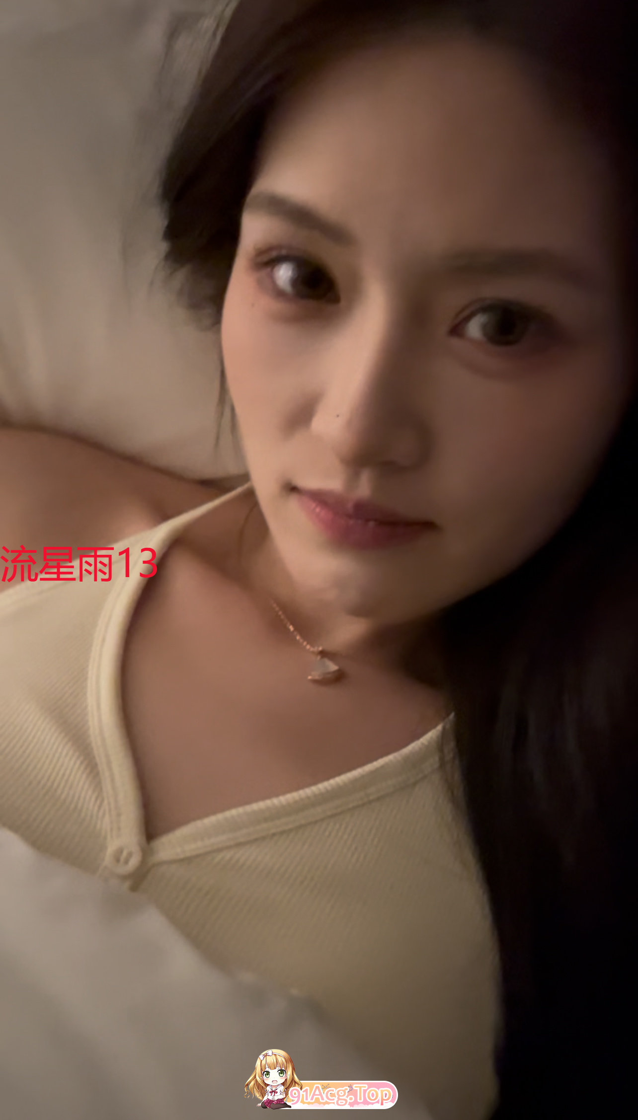 长发美女穿米色吊带+豹纹半裙被单男从后面掀裙直插 动漫视频 PC端 预览图